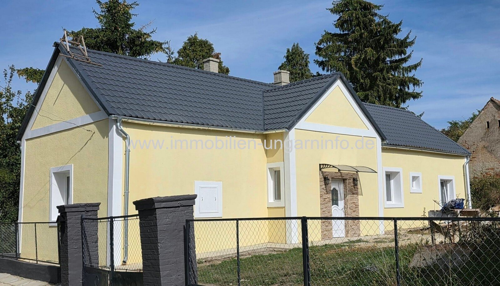 Somogy Megye: In Szenyér: Sofort bezugsfertiges Einfamilienhaus mit 0,5 Hektar großem Grundstück Somogy Megye: In Szenyér: Sofort bezugsfertiges Einfamilienhaus mit 0,5 Hektar großem Grundstück